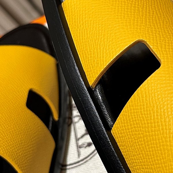 에르메스 이즈미르 샌들 슬리퍼 [매장가120만원대]