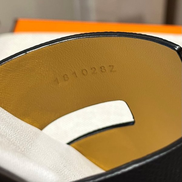 에르메스 이즈미르 샌들 슬리퍼 [매장가120만원대]