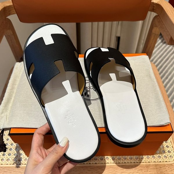 에르메스 이즈미르 샌들 슬리퍼 [매장가120만원대]