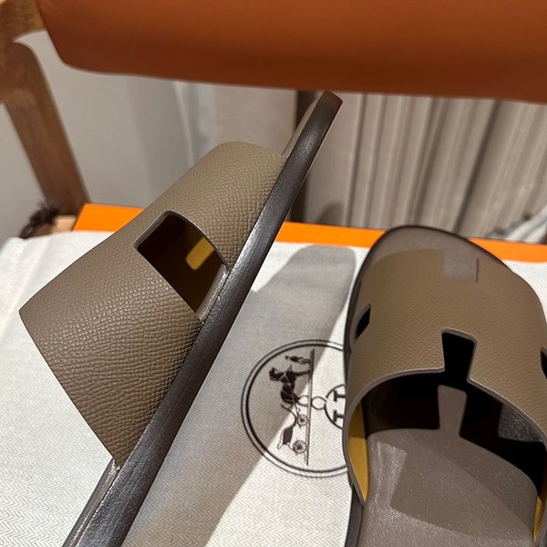 에르메스 이즈미르 샌들 슬리퍼 [매장가120만원대]