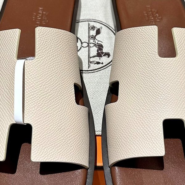 에르메스 이즈미르 샌들 슬리퍼 [매장가120만원대]