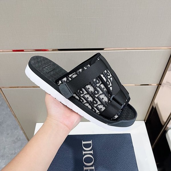 디올 Dior Alpha 샌들 [매장가 110만원대]