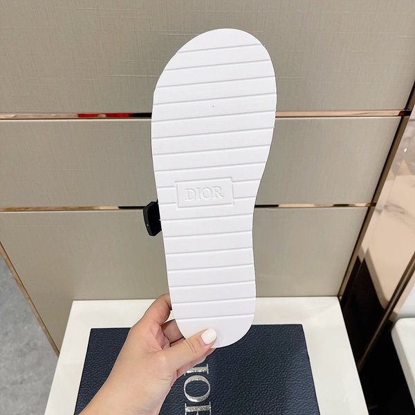 디올 Dior Alpha 샌들 [매장가 110만원대]