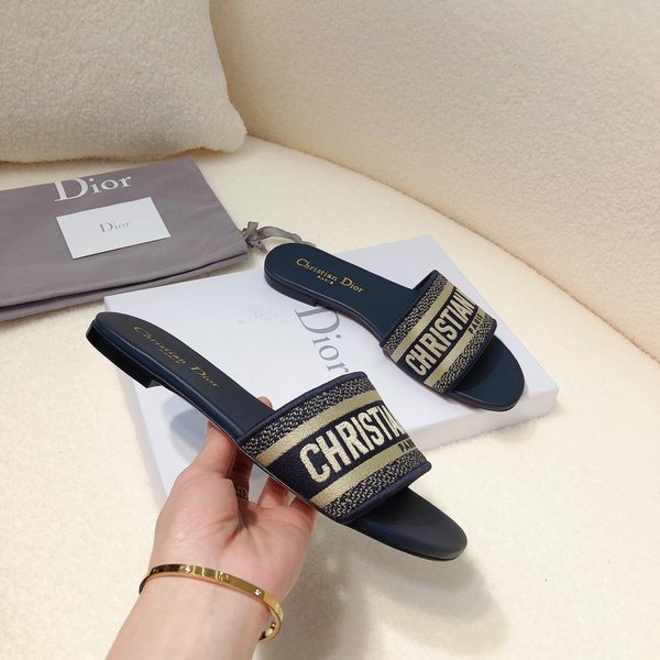 디올 DWAY 뮬 슬리퍼 [매장가110만원대]