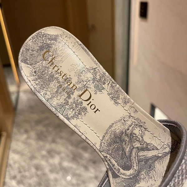 디올 DWAY 뮬 힐 [매장가 120만원대]