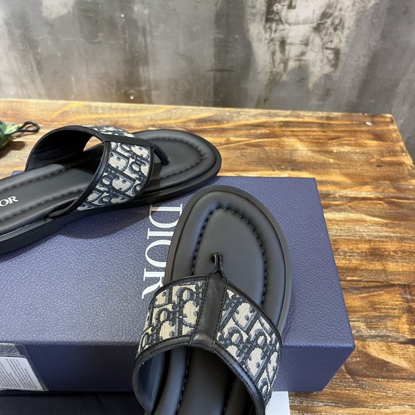 Dior 디올 클래식 에버그린 샌들 슬리퍼 / 오블리크 [매장가135만원대]
