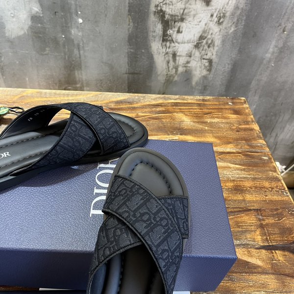 Dior 디올 아쿠아 샌들 오블리크 슬리퍼 / 블랙 [매장가135만원대]