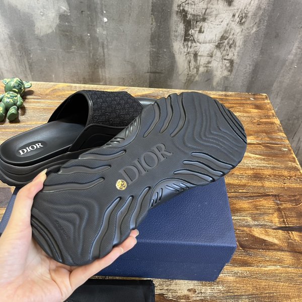 타운 샌들 / 블랙 러버 블랙 [매장가120만원대]