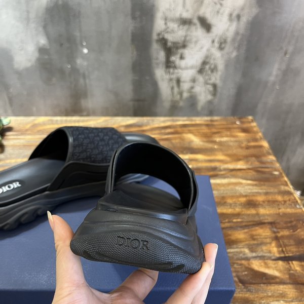 타운 샌들 / 블랙 러버 블랙 [매장가120만원대]