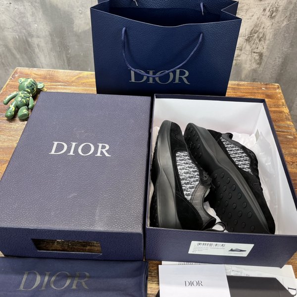 디올 B25 러너 스니커즈 / 블랙 스웨이드, 테크니컬 메시, 블랙 & 화이트 Dior Oblique 캔버스 [매장가 125만원대]