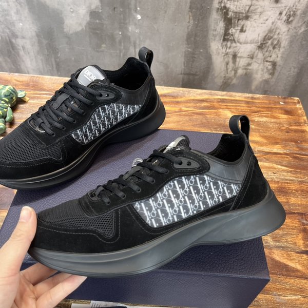 디올 B25 러너 스니커즈 / 블랙 스웨이드, 테크니컬 메시, 블랙 & 화이트 Dior Oblique 캔버스 [매장가 125만원대]
