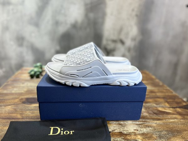 타운 샌들 / 그레이 러버 베이지 [매장가120만원대]