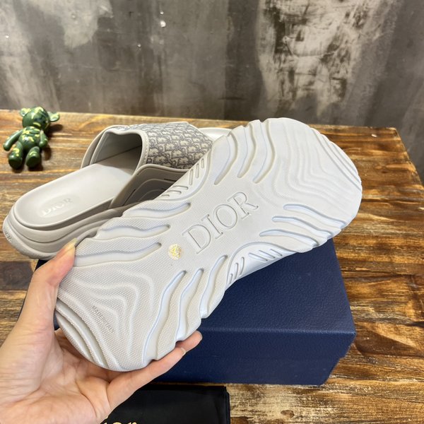 타운 샌들 / 그레이 러버 베이지 [매장가120만원대]