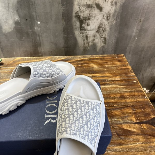 타운 샌들 / 그레이 러버 베이지 [매장가120만원대]