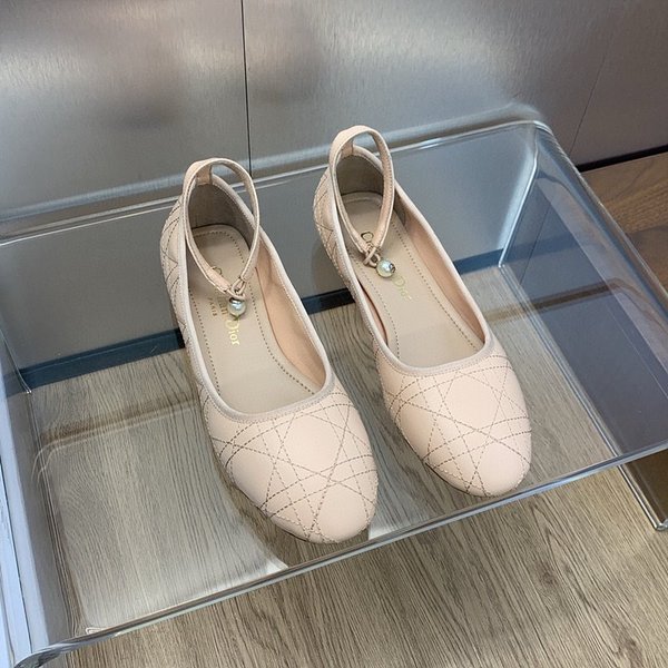 디올 까나쥬 발레리나 슈즈 [매장가 330만원대]