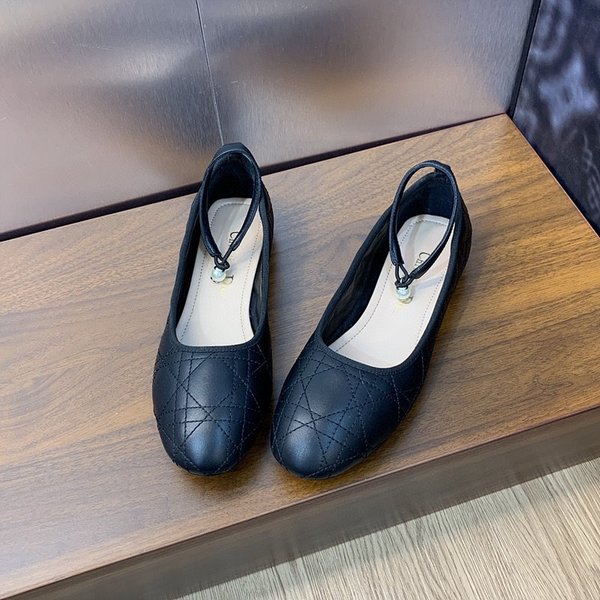 디올 까나쥬 발레리나 슈즈 [매장가 330만원대]