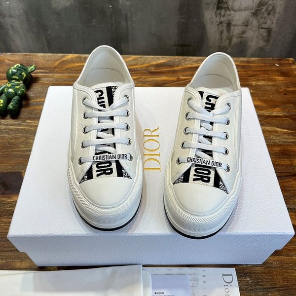 디올 WALK'N'DIOR 플랫폼 스니커즈 화이트 코튼 캔버스 [매장가 140만원대]