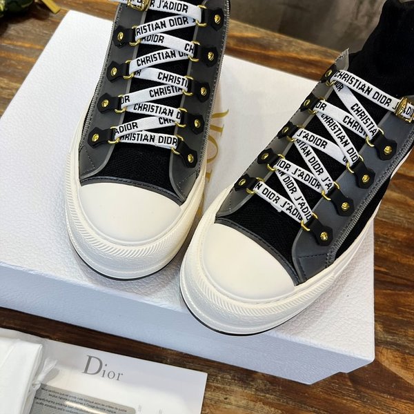 디올 WALK'N'DIOR 플랫폼 스니커즈 블랙 매크로까나쥬 [매장가 150만원대]