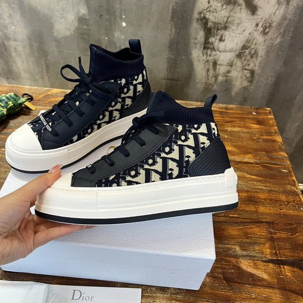 디올 WALK'N'DIOR 플랫폼 스니커즈 딥블루 테크니컬 메시 [매장가 170만원대]