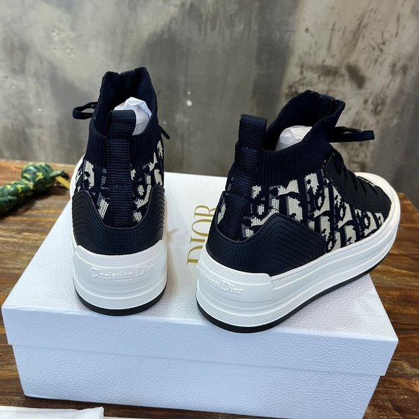 디올 WALK'N'DIOR 플랫폼 스니커즈 딥블루 테크니컬 메시 [매장가 170만원대]