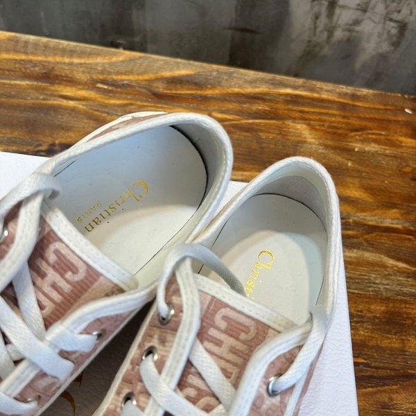 디올 WALK'N'DIOR 플랫폼 스니커즈 누드 [매장가 150만원대]