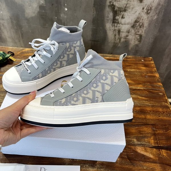 디올 WALK'N'DIOR 플랫폼 스니커즈 그레이 [매장가 170만원대]