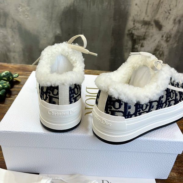 디올 WALK'N'DIOR 플랫폼 스니커즈 딥블루&화이트 [매장가 160만원대]