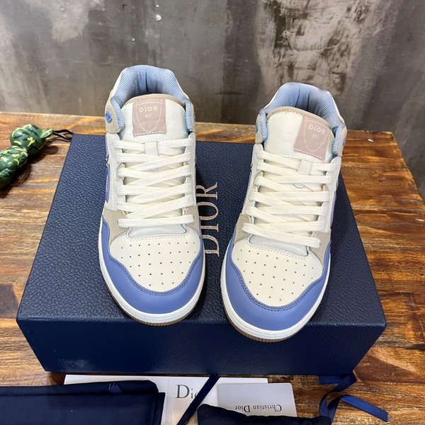디올 B57 미드탑 스니커즈 블루&크림 [매장가 180만원대]