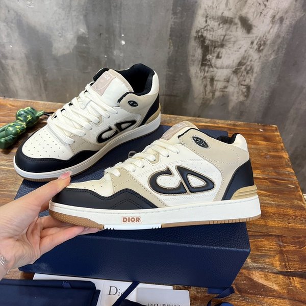 디올 B57 미드탑 스니커즈 블랙&크림 [매장가 180만원대]