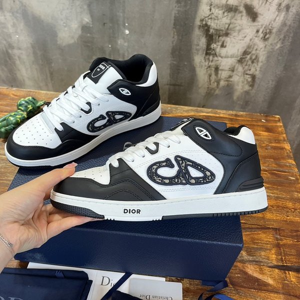 디올 B57 미드탑 스니커즈 블랙&화이트 [매장가 180만원대]