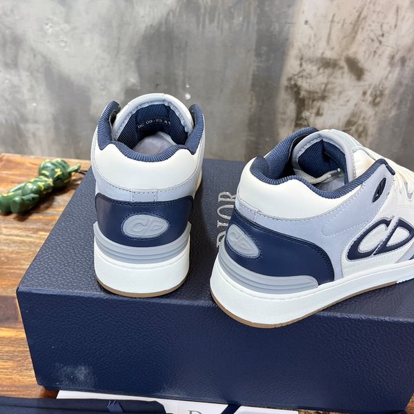 디올 B57 미드탑 스니커즈 네이비&크림 [매장가 180만원대]