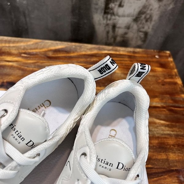 디올 VIBE 스니커즈 화이트 [매장가 150만원대]