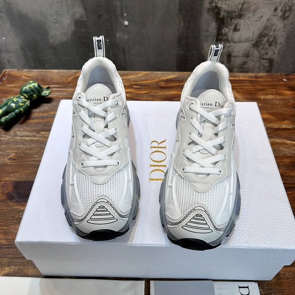 디올 VIBE 스니커즈 화이트 [매장가 150만원대]