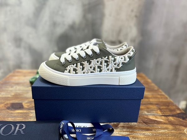디올 B33 스니커즈 카키 스무스 [매장가 230만원대]