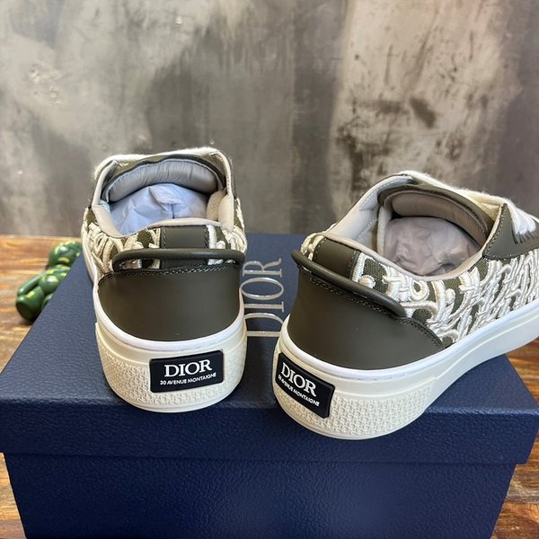 디올 B33 스니커즈 카키 스무스 [매장가 230만원대]