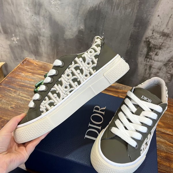 디올 B33 스니커즈 카키 스무스 [매장가 230만원대]