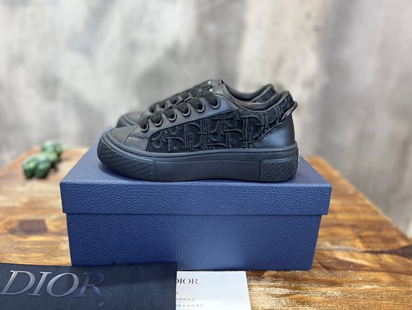 디올 B33 스니커즈 블랙 스무스 입체 자수 [매장가 230만원대]