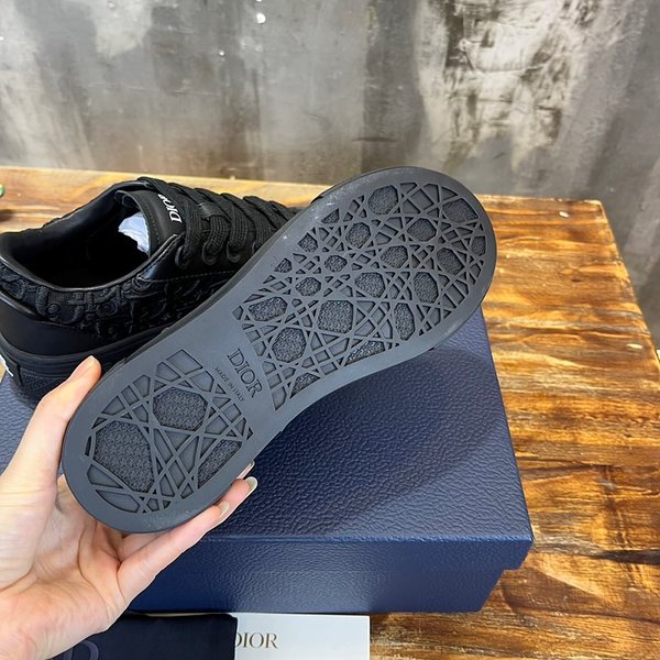 디올 B33 스니커즈 블랙 스무스 입체 자수 [매장가 230만원대]