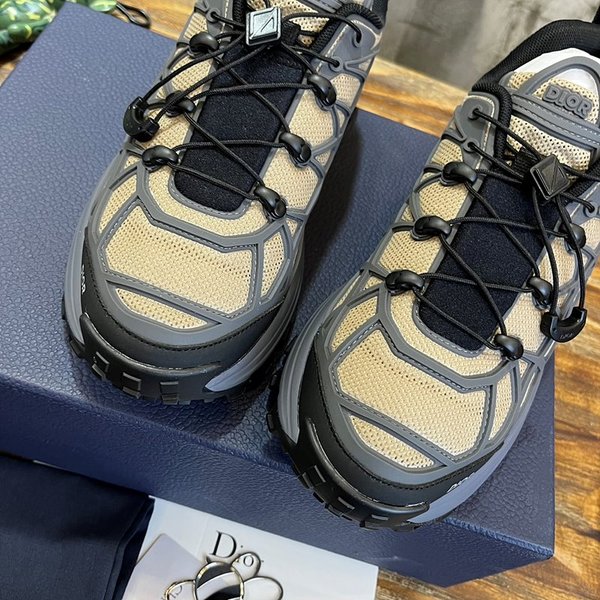 디올 B31 러너 스니커즈 브라운 [매장가 150만원대]