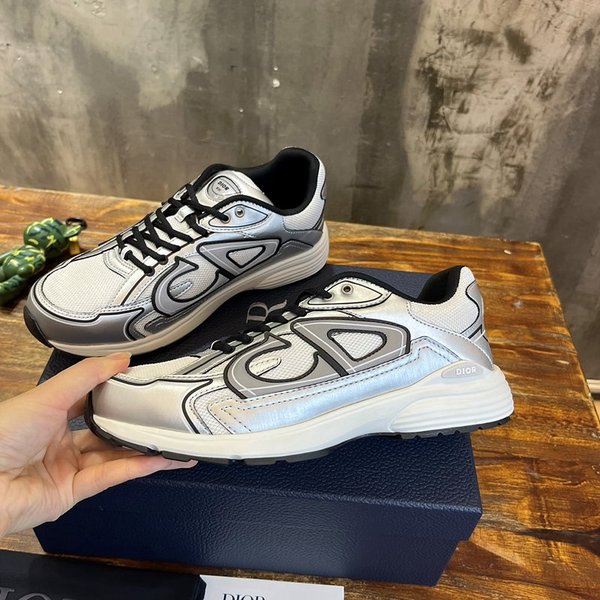 디올 B30 스니커즈 화이트 메시&실버 톤 [매장가 150만원대]