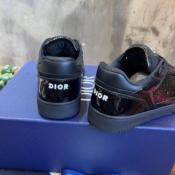 디올 B27 로우탑 스니커즈 블랙 페이턴트 [매장가 190만원대]