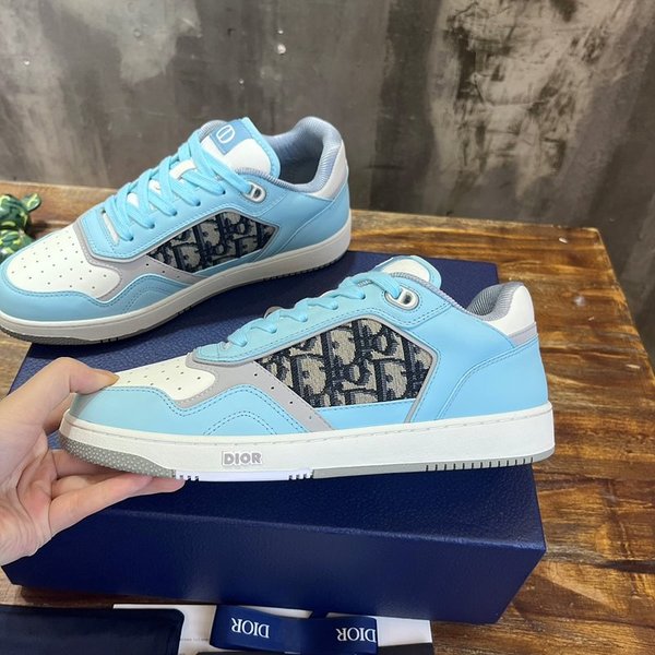 디올 B27 로우탑 스니커즈 라이트 블루&크림 [매장가 150만원대]