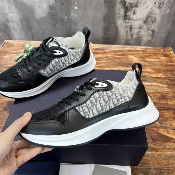 디올 B25 러너 스니커즈 블랙 & 화이트 테크니컬 메시 [매장가 125만원대]