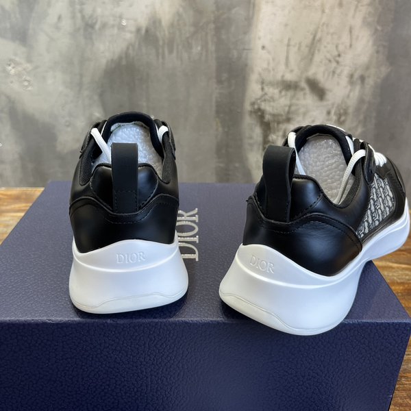 디올 B25 러너 스니커즈 블랙 스무스 [매장가 130만원대]