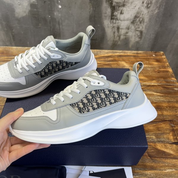 디올 B25 러너 스니커즈 그레이&화이트  [매장가 130만원대]