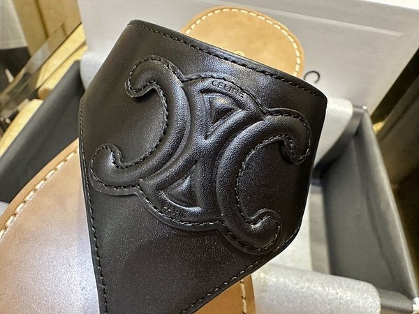 셀린느 트리오페 샌들 쪼리 플립플랍 (블랙) [매장가99만원대]