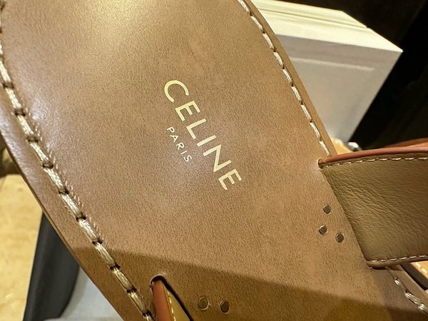 셀린느 트리오페 샌들 쪼리 플립플랍 (브라운)[매장가99만원대]