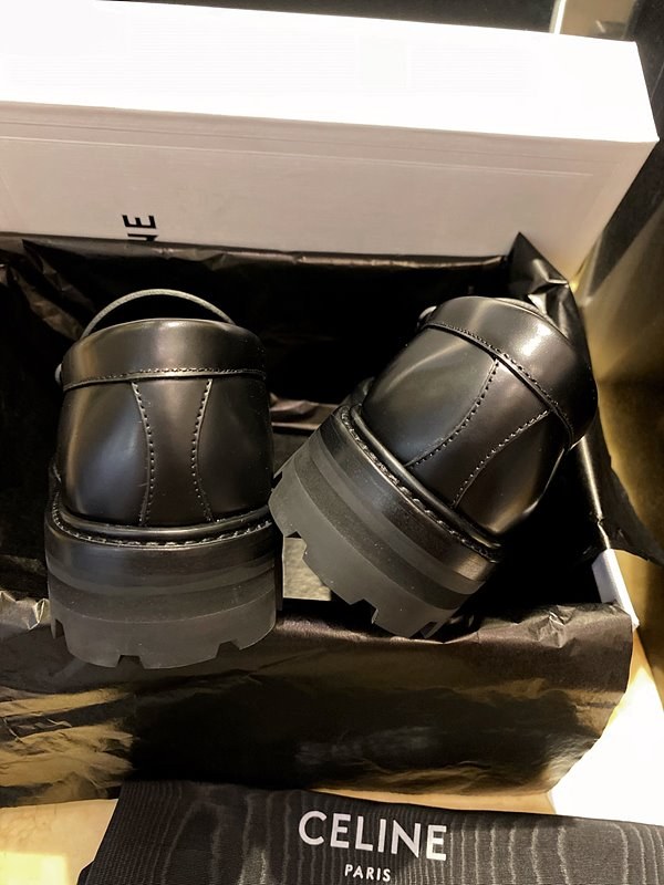 셀린느 로퍼 [매장가 155만원대]