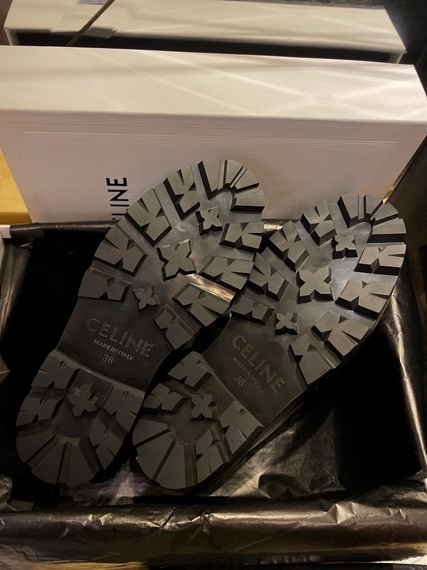 셀린느 로퍼 [매장가 155만원대]