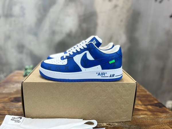 루이비통 X 나이키 에어포스 1 로우 바이 버질 아블로 화이트 팀 로얄 [리셀가600만원대]